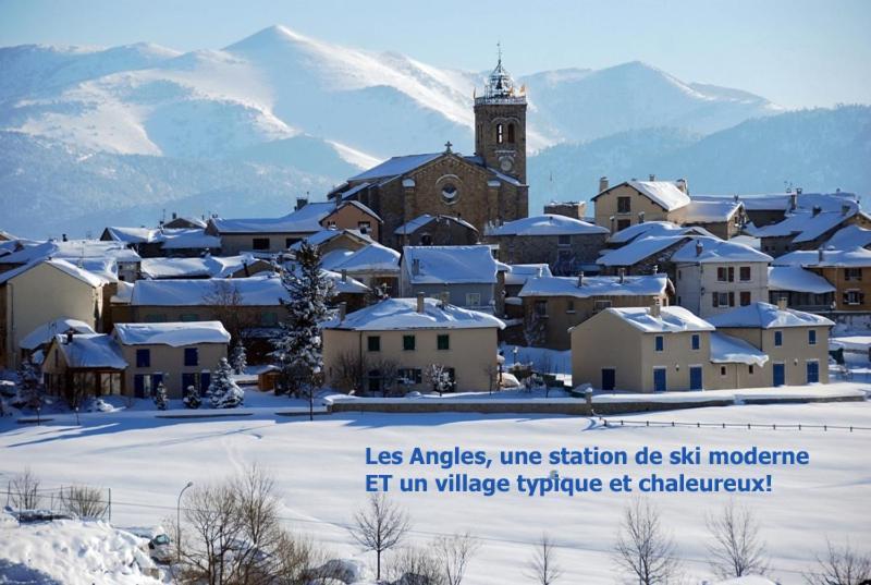 Chalet Vue Sous Cet Angles Luaran gambar